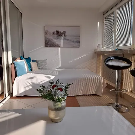 Leon Apartman *